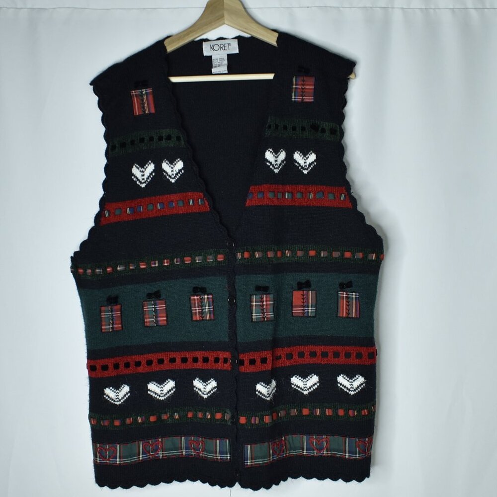 Vintage Koret Women's Vest Holiday Knit Button Scalloped Presents Hearts